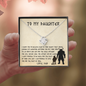 Viking Daughter | Love Knot Necklace