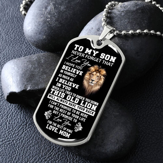 This Old Lion Love Mom | Dog Tag