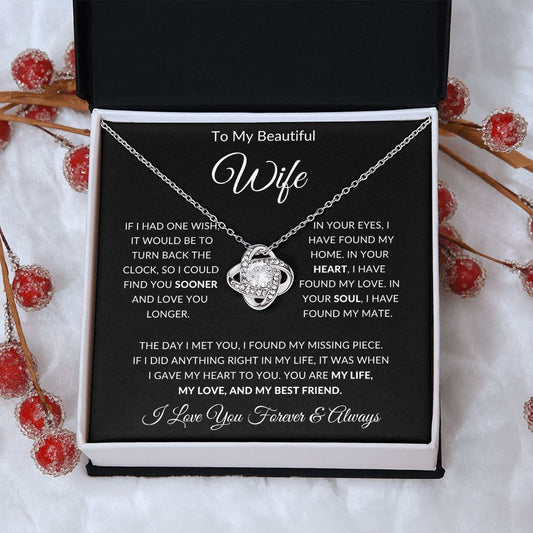 Wife In Your Eyes | Love Knot Necklace